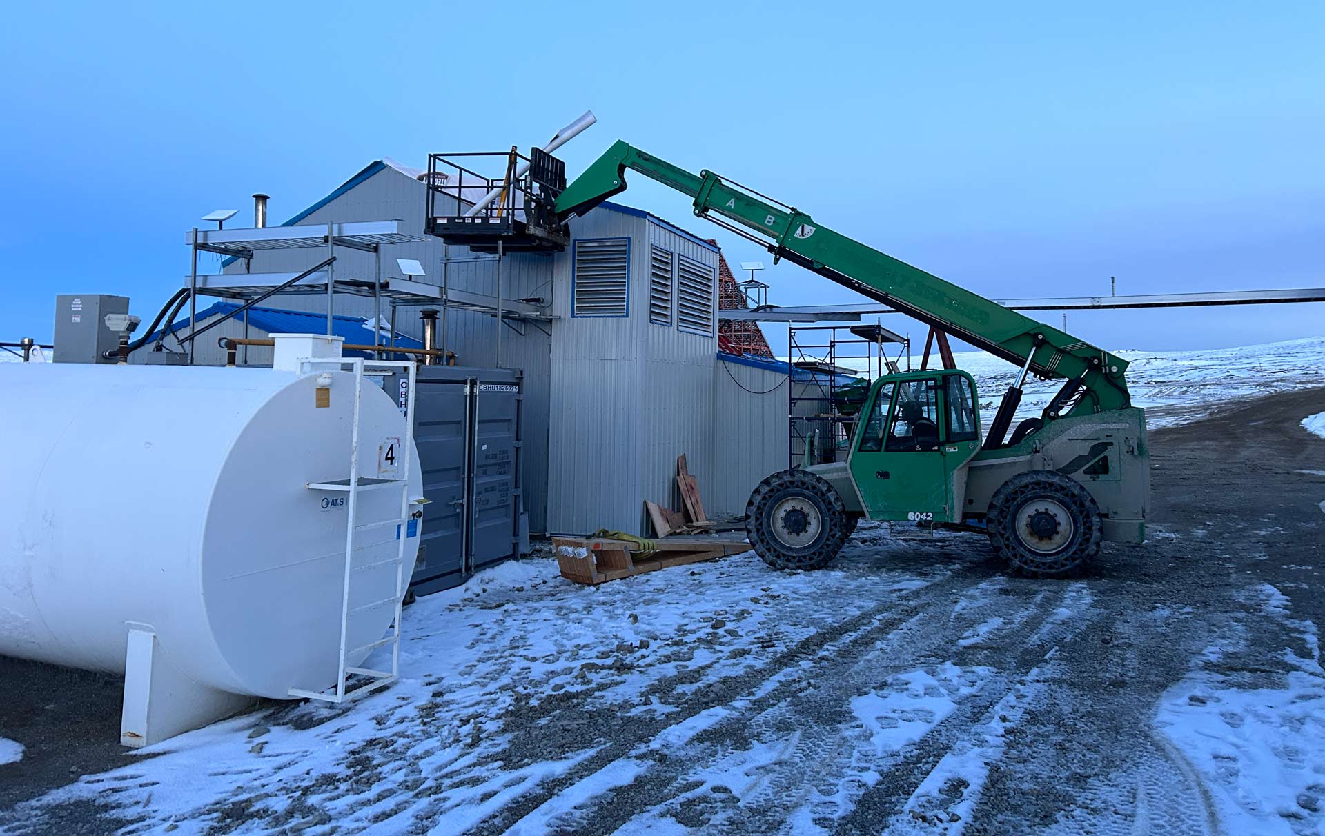 THE RESOLUTE BAY INCOHERENT SCATTER RADAR - CANADA